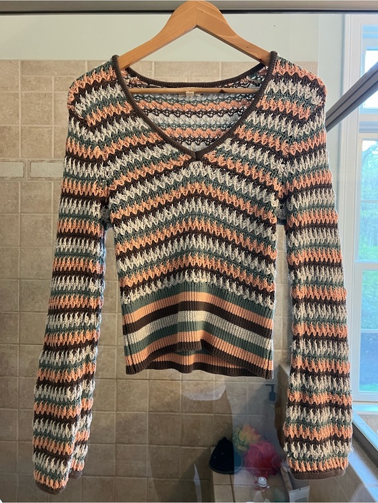 Hem & Thread Sweaters - Ham & Thread Lightweight sweater